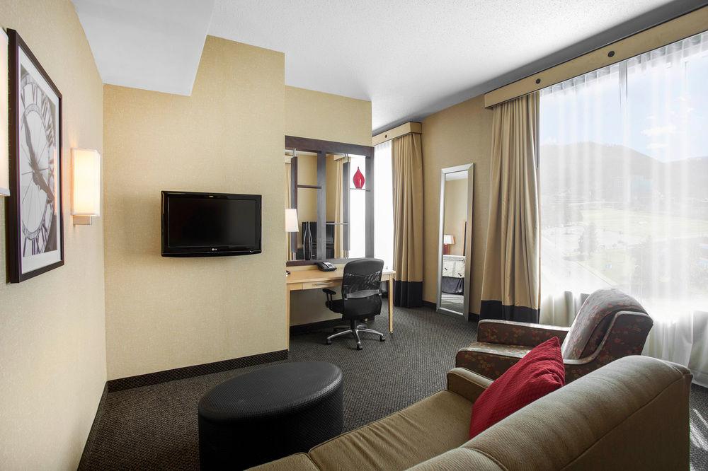 Springhill Suites By Marriott Roanoke Exterior foto